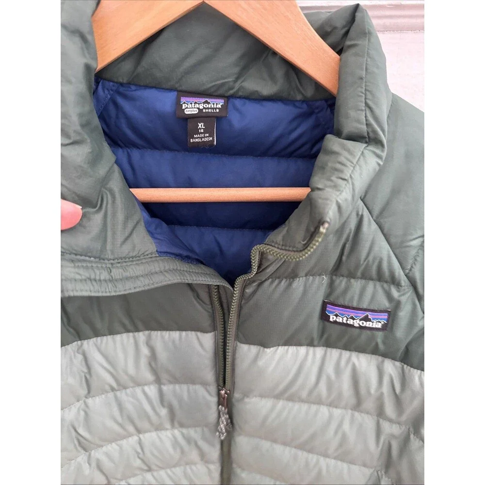 PATAGONIA BOYS DOWN COAT JACKET XL 14 GREEN PUFFER EUC